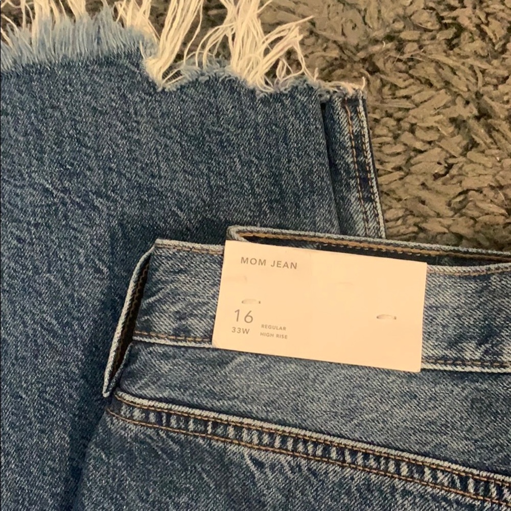 American Eagle Mom Jeans